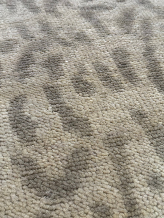 2x4 Snow Leopard Oushak