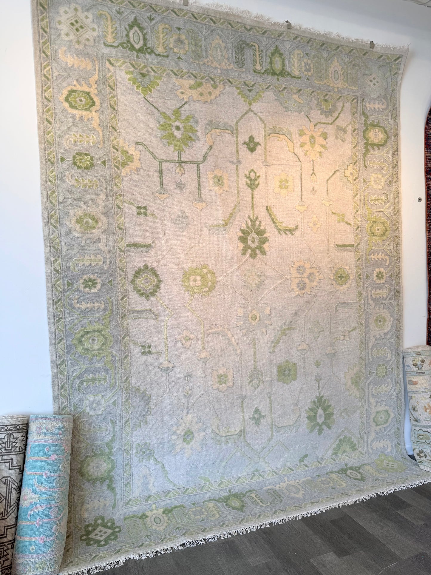 Ravello Modern Mono Oushak