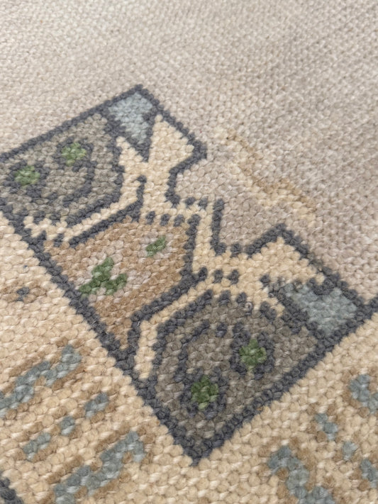 Daphne Taupe 2x4 Oushak