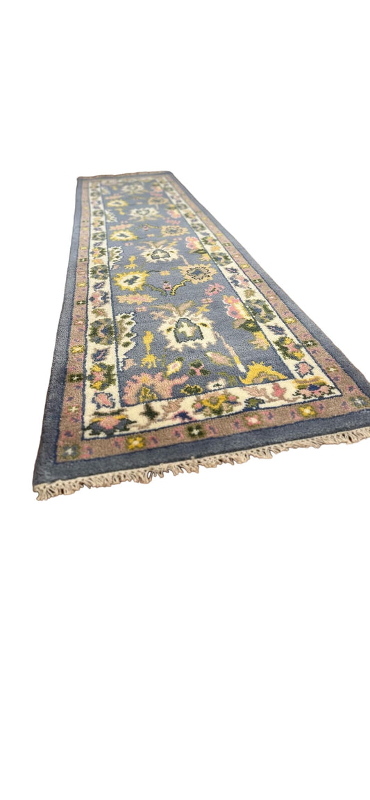 2’6”X9’ Persian Runner