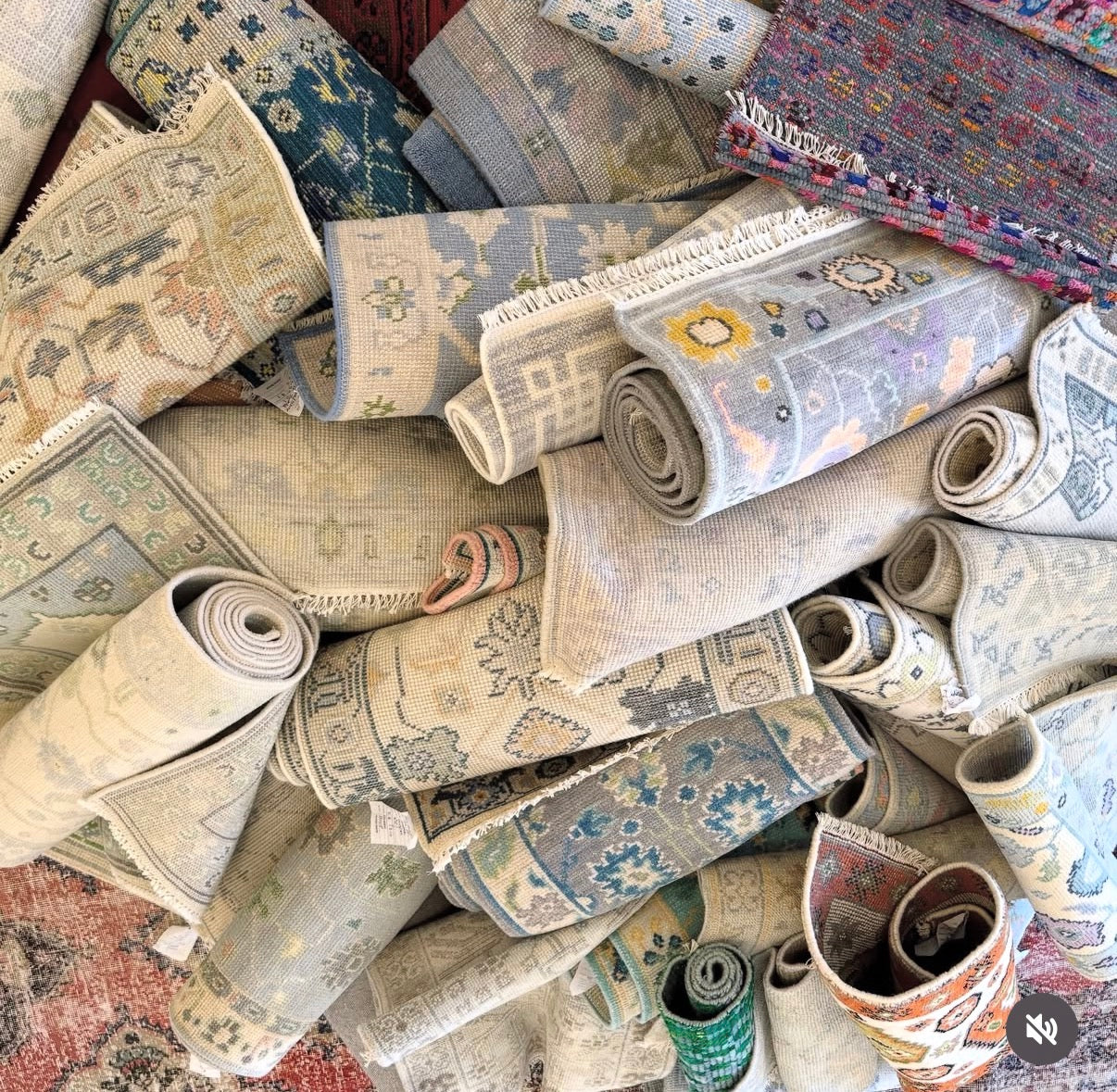 Custom Modern Oushak