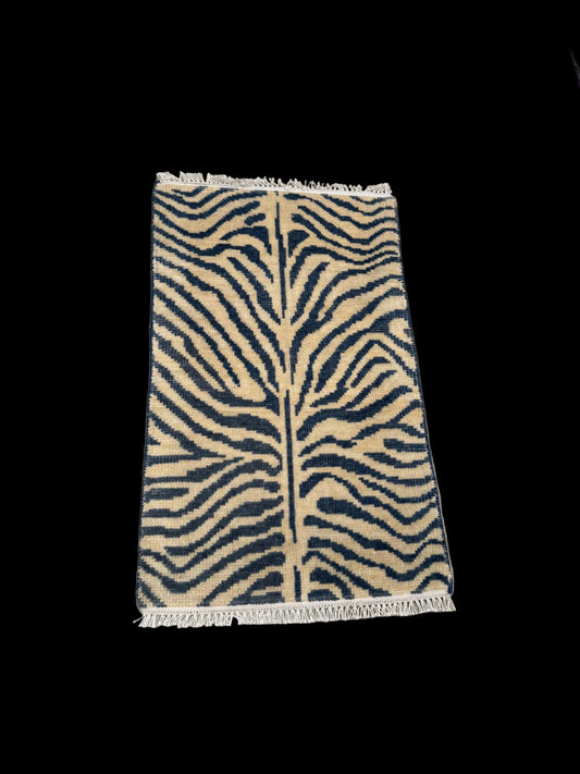 2x3 Mini Zebra Oushak