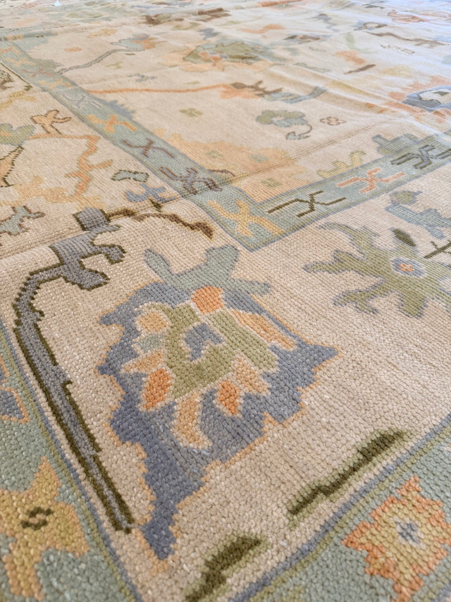 Santa Maria Modern Oushak