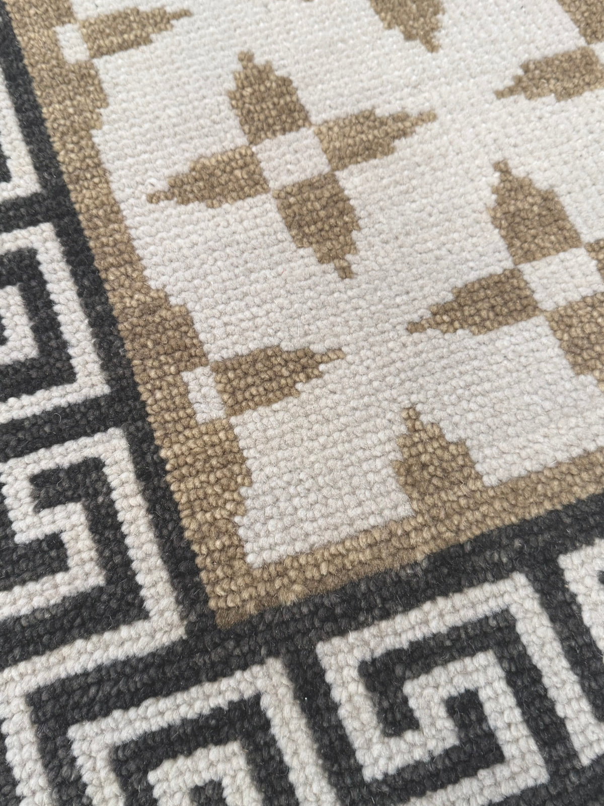 2’6x8’ Toulouse Tan Runner
