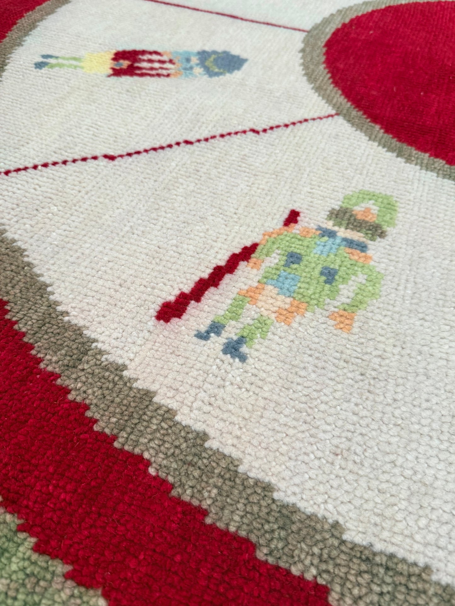 5’ Oushak Tree Skirt - Nutcracker
