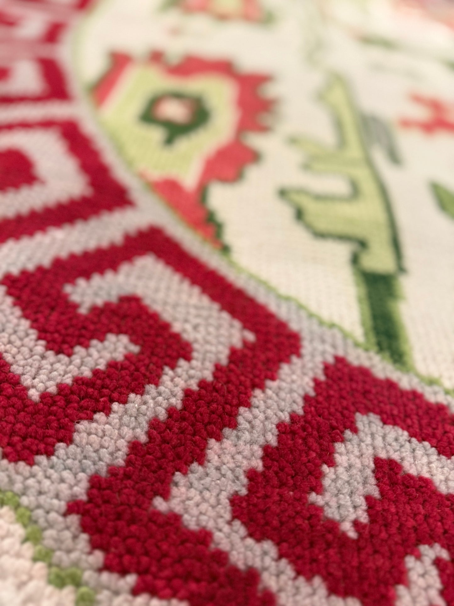 5’ Oushak Tree Skirt - Corfu Red