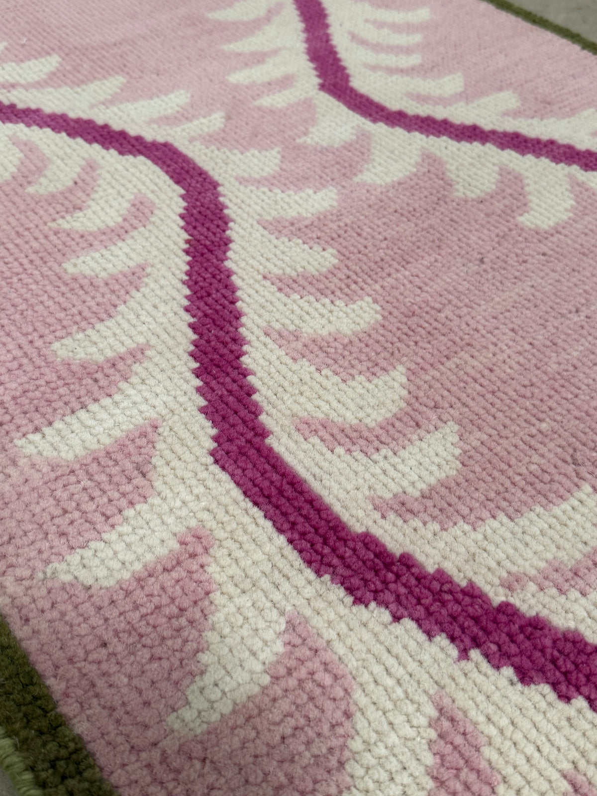 2x3 Camellia Mini Oushak