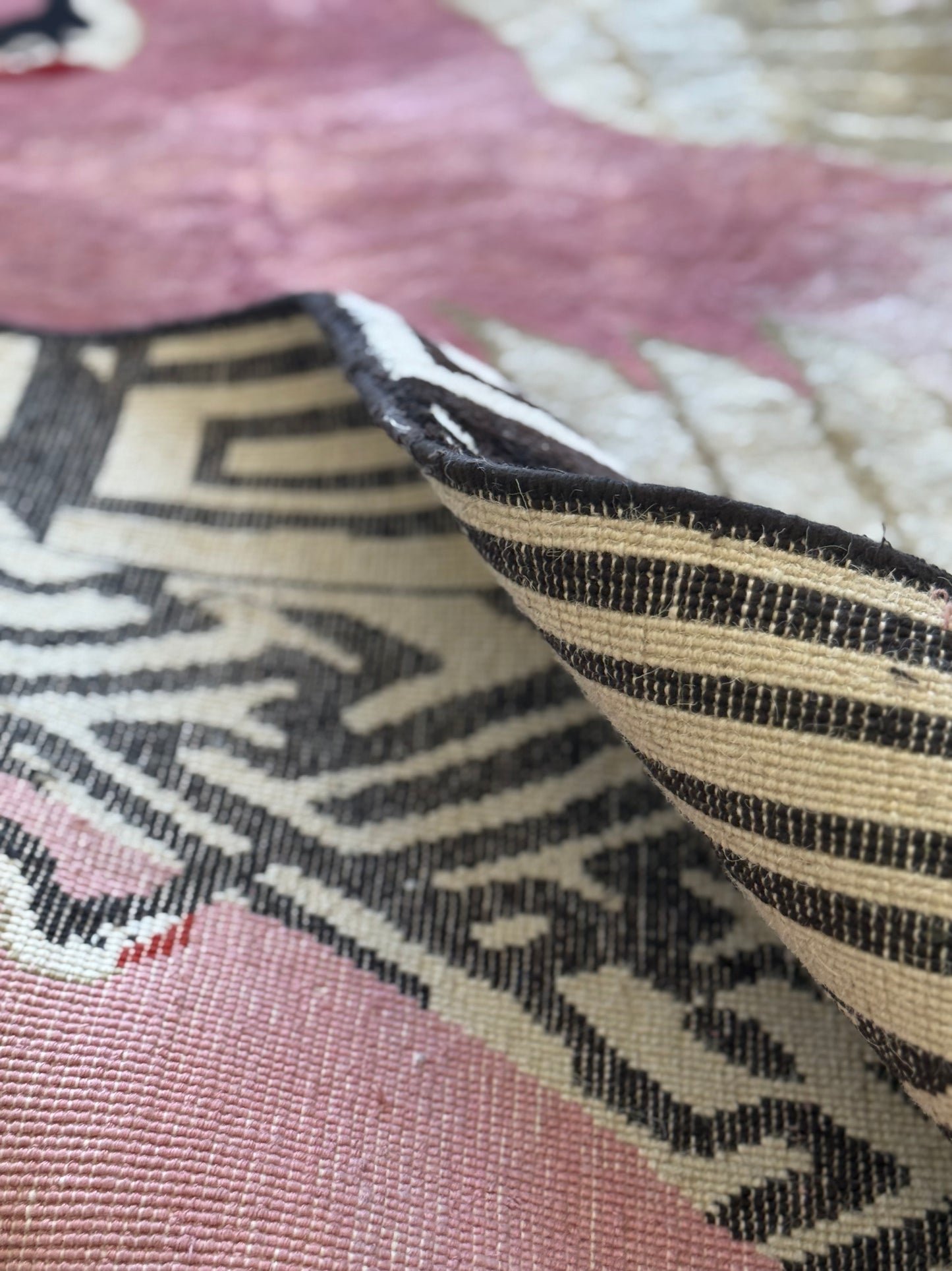 6x9 Silk/Wool Rug